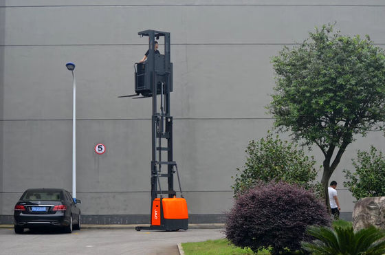 De Elektrische van de de Vrachtwagenorde van de Pakhuisplukker van de de Plukkerspallet Hefboom op hoog niveau 1000kg 4.5m