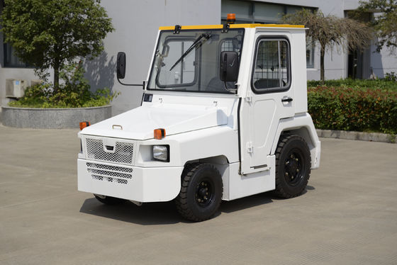 84dB diesel Cabine Industrieel Tow Tractor For Aircraft QCD20/25